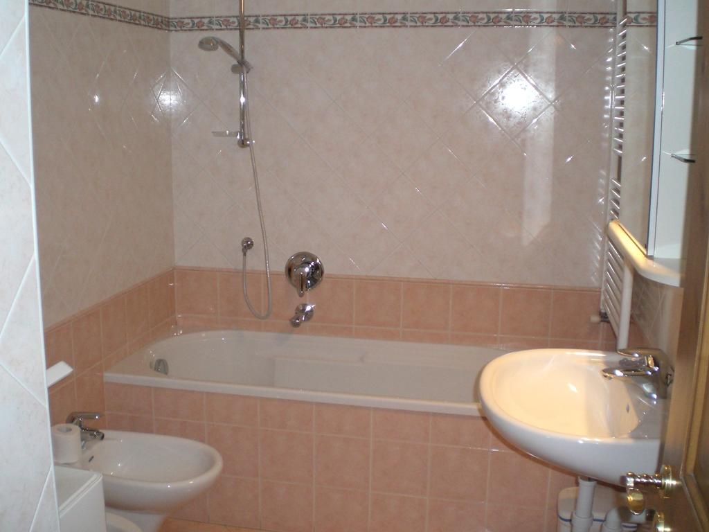 San Cristoforo Apartment Canazei Bilik gambar